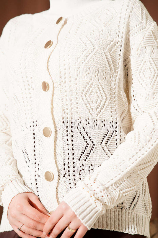 Buttoned Openwork Short Knit Cardigan Ecru