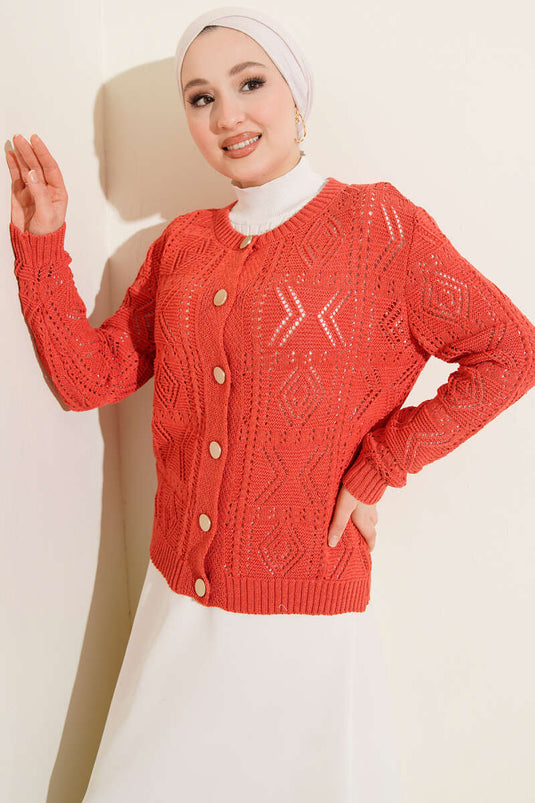 Kort gebreid vest met knopen en ajourpatroon, koraalrood