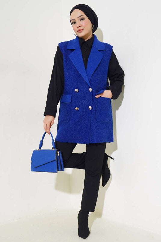 سترة بجيوب وأزرار بلون ساكس