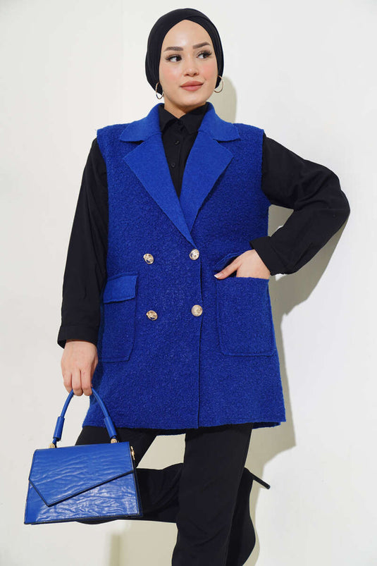 سترة بجيوب وأزرار بلون ساكس