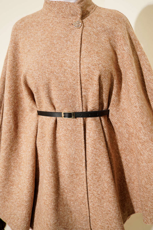 Poncho en cachemire latte à col montant boutonné et ceinture