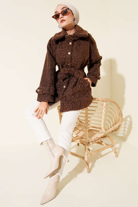 Chaqueta de fieltro con cuello camisero abotonado, color café