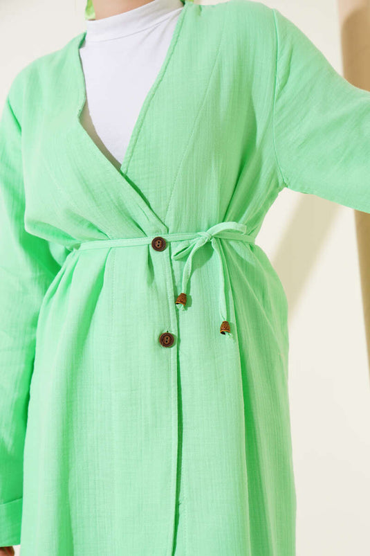 طقم من قطعتين من الموسلين بأزرار ورباط، لون أخضر مائي