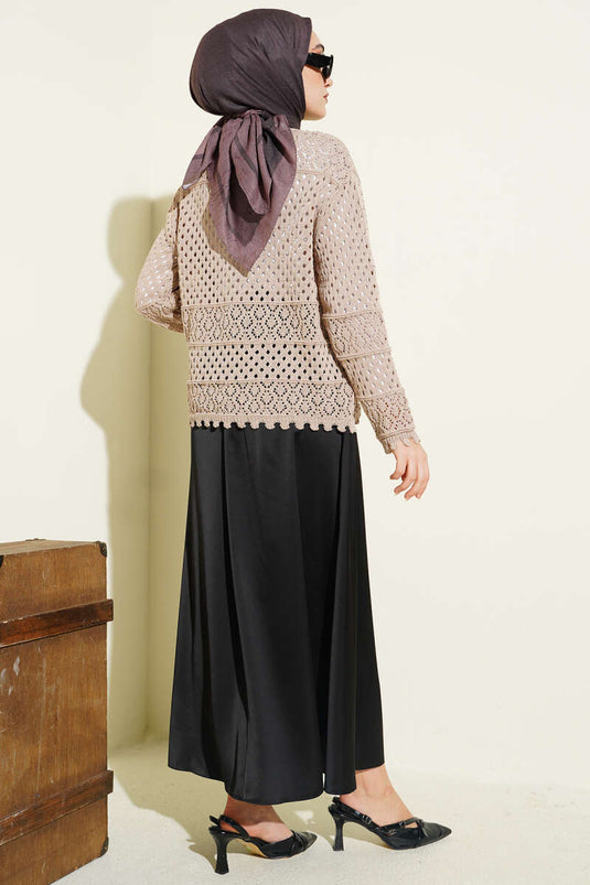 Buttoned Embossed Short Knit Cardigan Mink