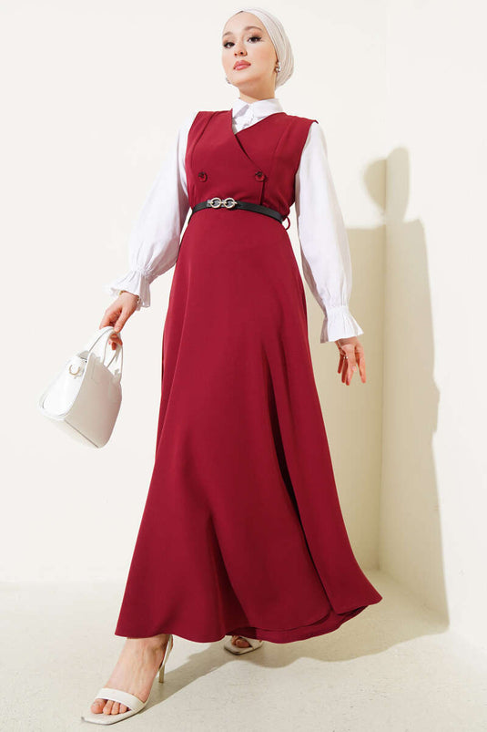 فستان صدرية بأزرار وحزام باللون العنابي