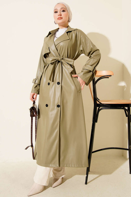 Trench-coat en cuir vert amande, boutonné et ceinturé