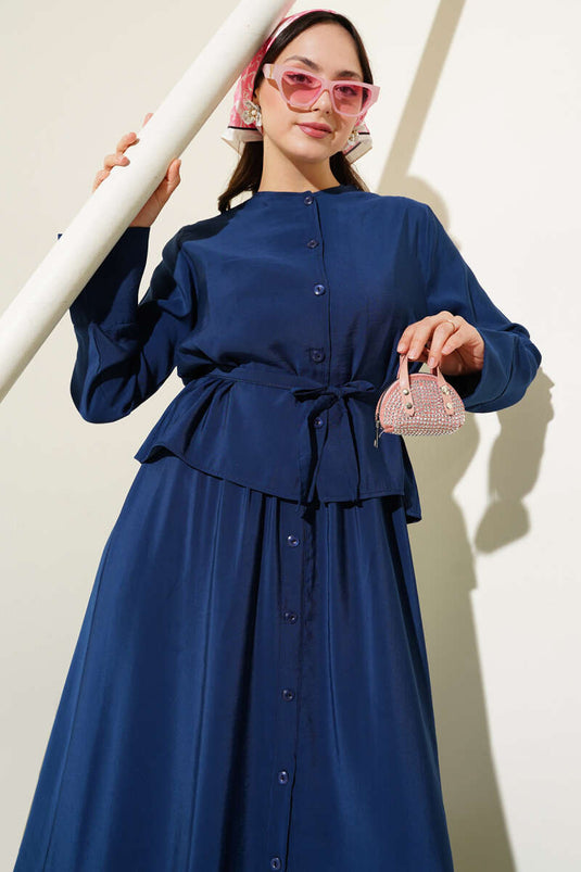 بدلة مكونة من قطعتين، سترة بأزرار وحزام، أزرق داكن