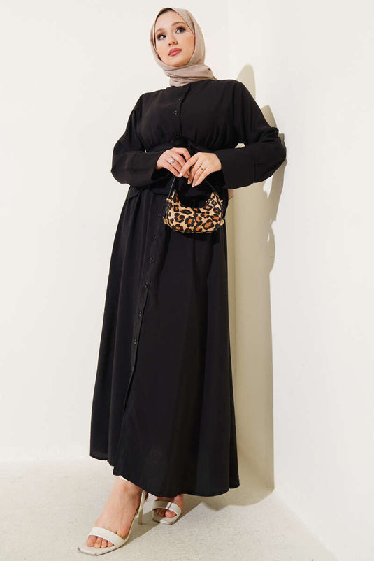 طقم سترة بأزرار وحزام من قطعتين باللون الأسود