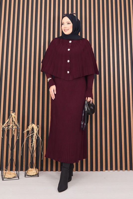 بدلة حجاب من قطعتين مع عباءة وأزرار، لون عنابي