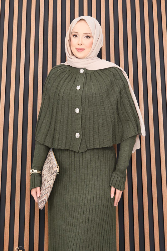 بدلة حجاب من قطعتين مع عباءة وأزرار، لون كاكي