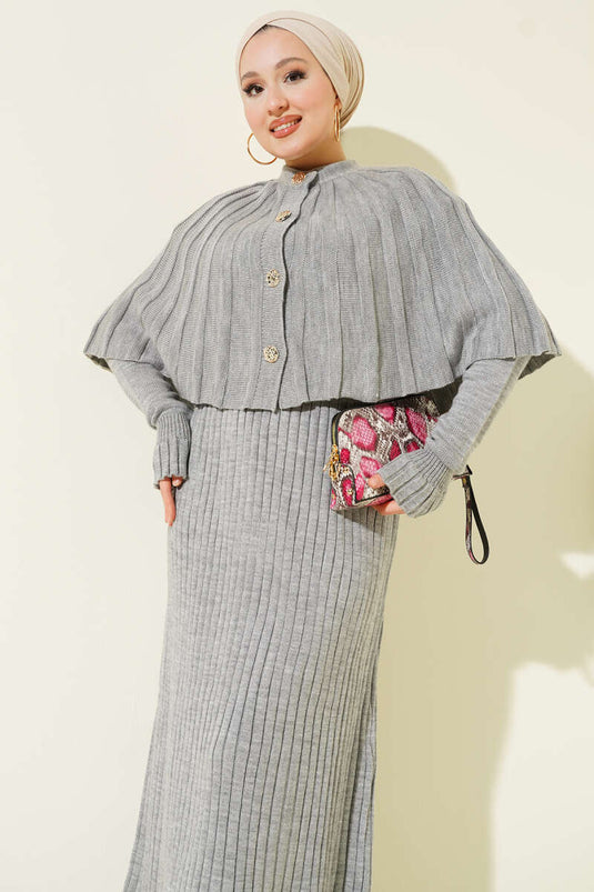 Düğmeli Pelerinli Triko Elbise Takım Gri