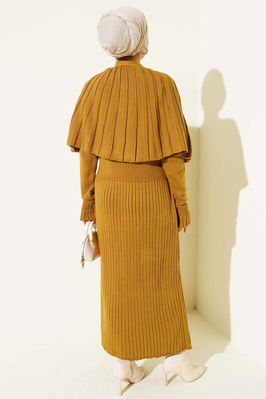 طقم فستان كاب محبوك بأزرار، لون خردلي