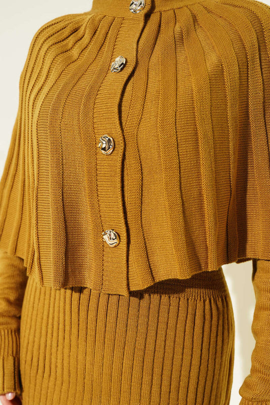 طقم فستان كاب محبوك بأزرار، لون خردلي