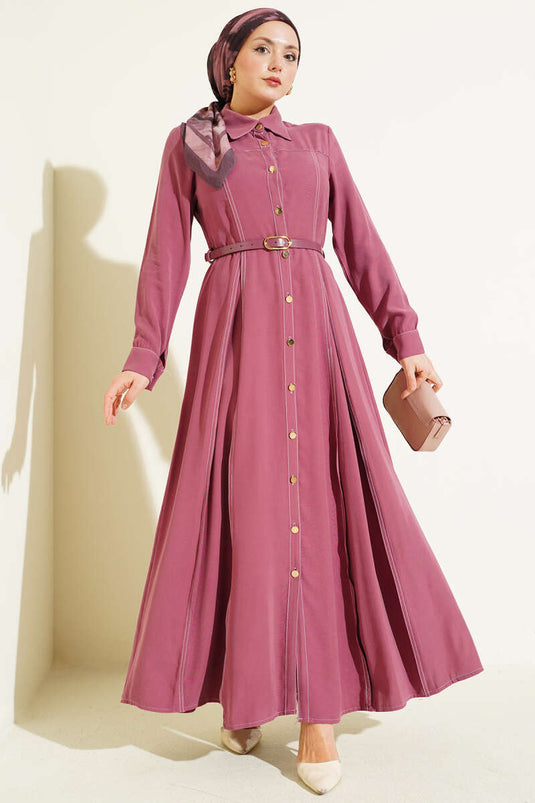 Robe plissée ceinturée à boutons couleur rose fané