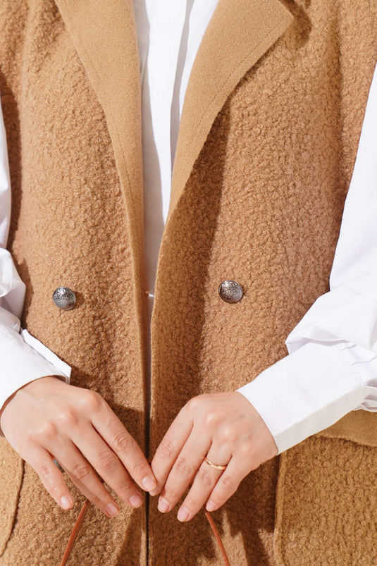 سترة بوكل طويلة بأزرار الجمل