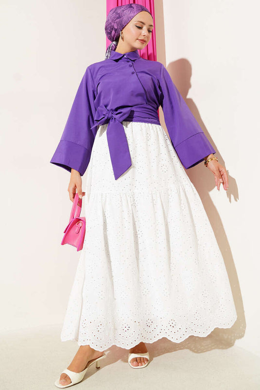 Chemise courte violette à boutons sur le côté