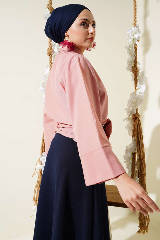 قميص قصير برباط جانبي وأزرار