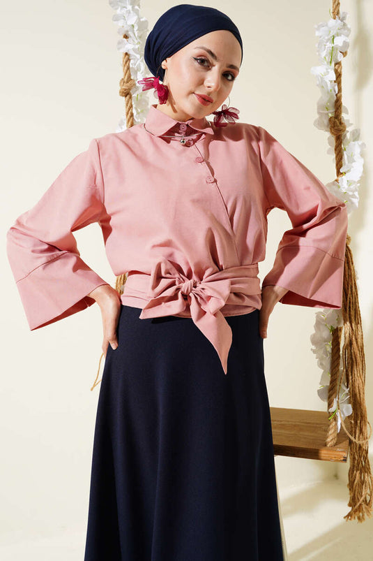 قميص قصير برباط جانبي وأزرار