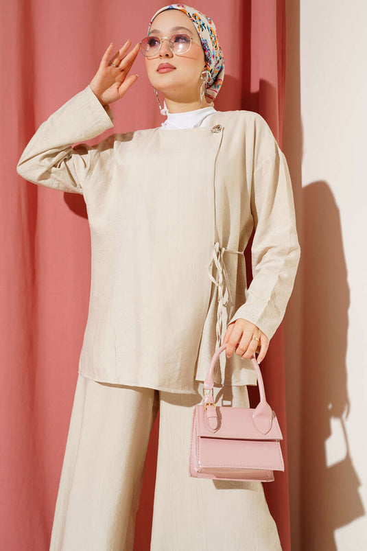 Buttoned Side-Fastened Double Stone Set