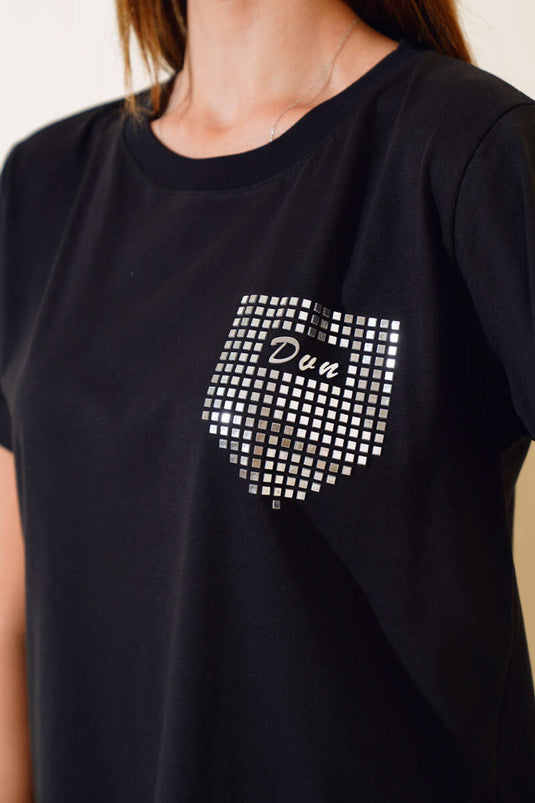 تي شيرت دان مطرز باللون الأسود