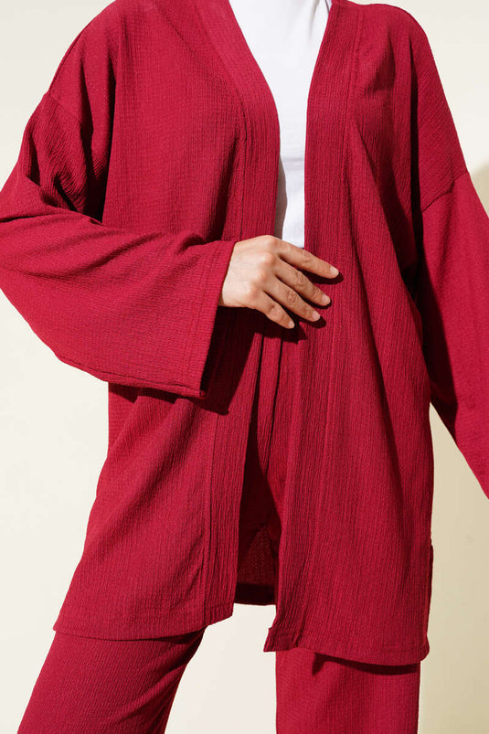 Zweiteiliges Kimono-Set aus Crêpe mit niedrigem Schulterbereich, burgunderrot