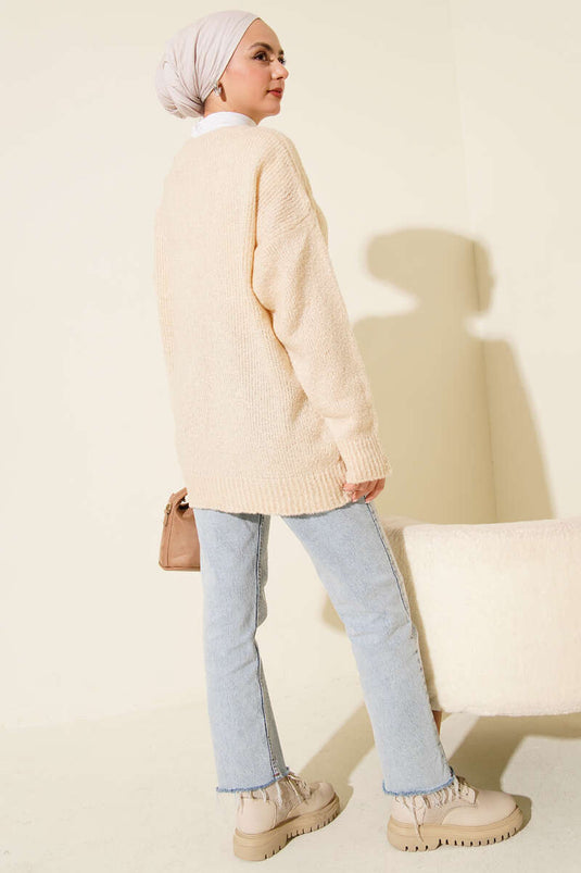 كارديغان محبوك بأزرار وكتف منخفض بلون بيج