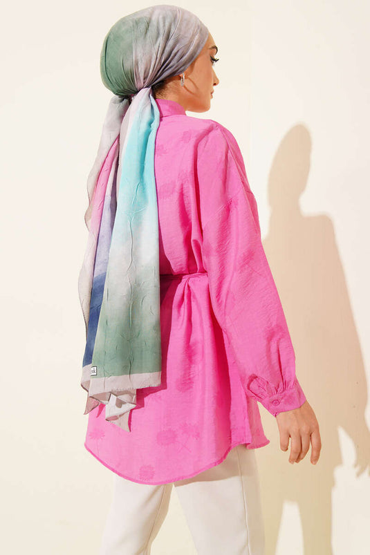 Chemise à épaules tombantes avec ceinture en corde fuchsia