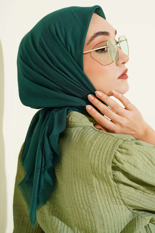 وشاح قطني فلّامو سادة زمردي