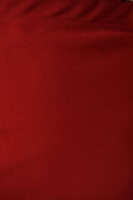 تنورة قلم رصاص مستقيمة