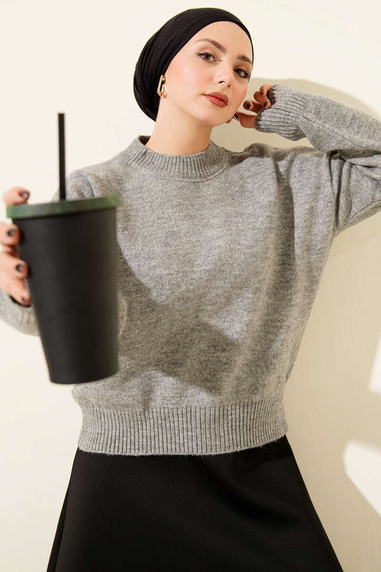 Pull gris uni en maille douce