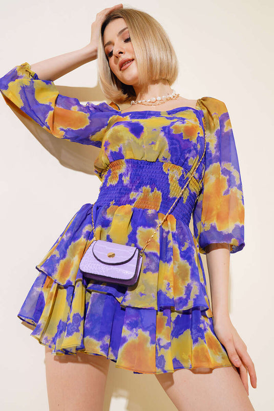 Vestido con volantes y cintura fruncida con estampado de mármol Púrpura