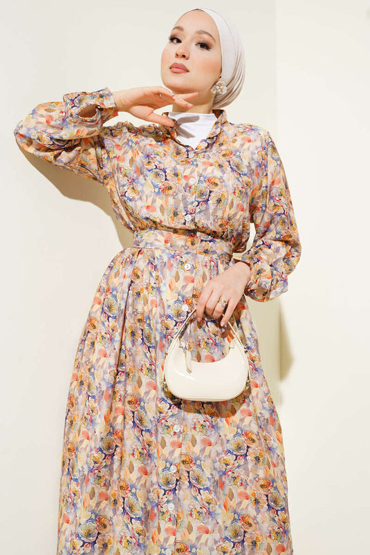 Beige Kleid Mit Marmoriertem Blumenmuster Und Knopfleiste
