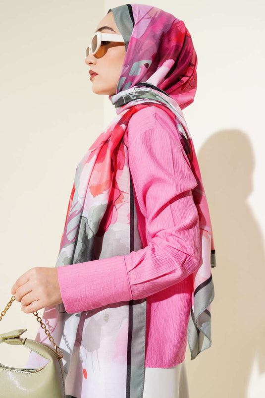 شال ناعم بنقشة زهور رخامية باللون الأخضر اللوزي