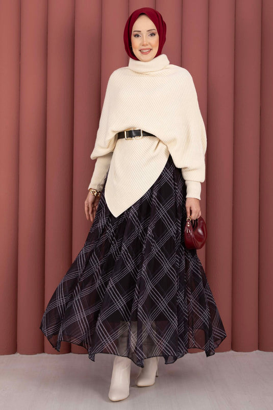 تنورة شيفون مبطنة بنقشة إيكوز باللون الأسود