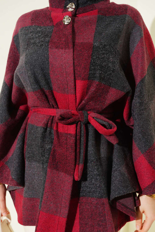 Poncho en cachemire à carreaux bordeaux, boutonné