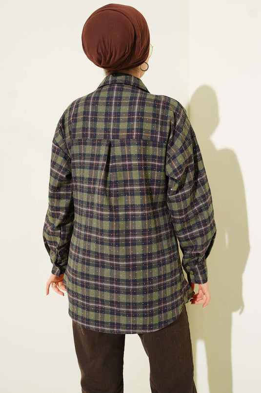 قميص مزخرف بحجارة من إيكوزي باللون الزيتوني