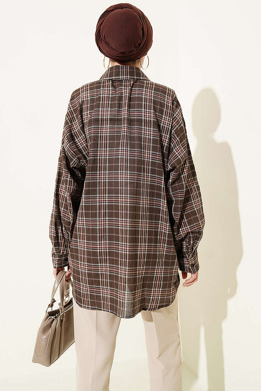Karierte Oversize-Hemd in Braun