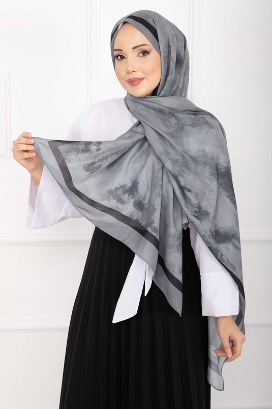 سلسلة الأوشحة ذات النقوش الأنيقة باللون الرمادي