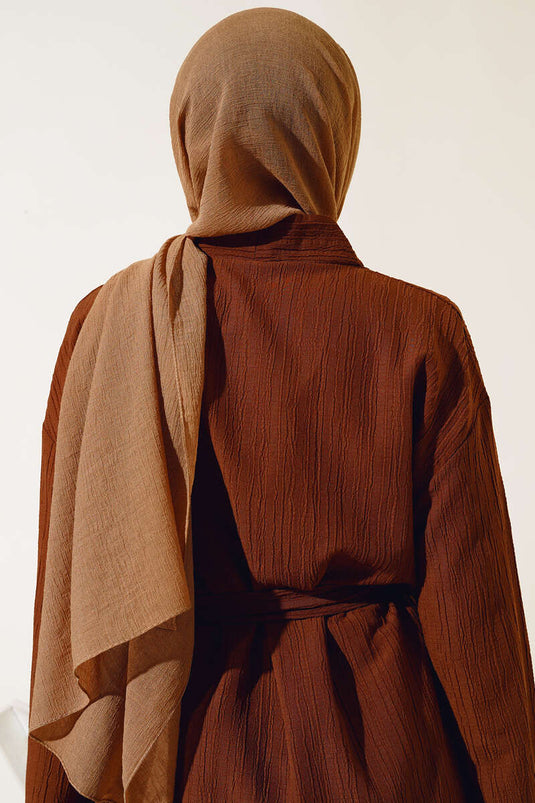 سلسلة أنيقة شال الكراميل