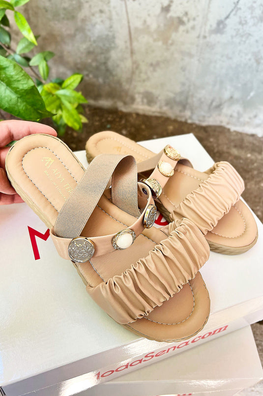 Sandales-chaussons à brides flexibles et boucle en perles, couleur vison