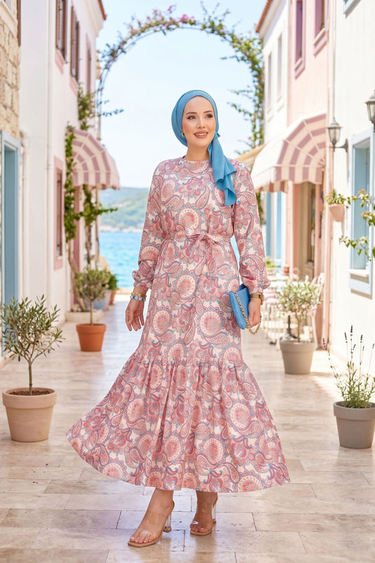 Robe à motif avec ceinture et ourlet froncé crème