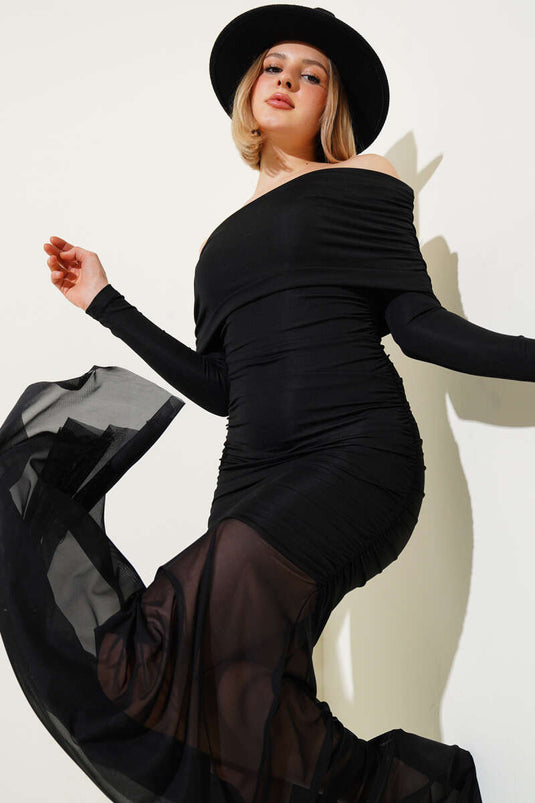 Etek Ucu Tül Büzgülü Kayık Yaka Elbise Siyah