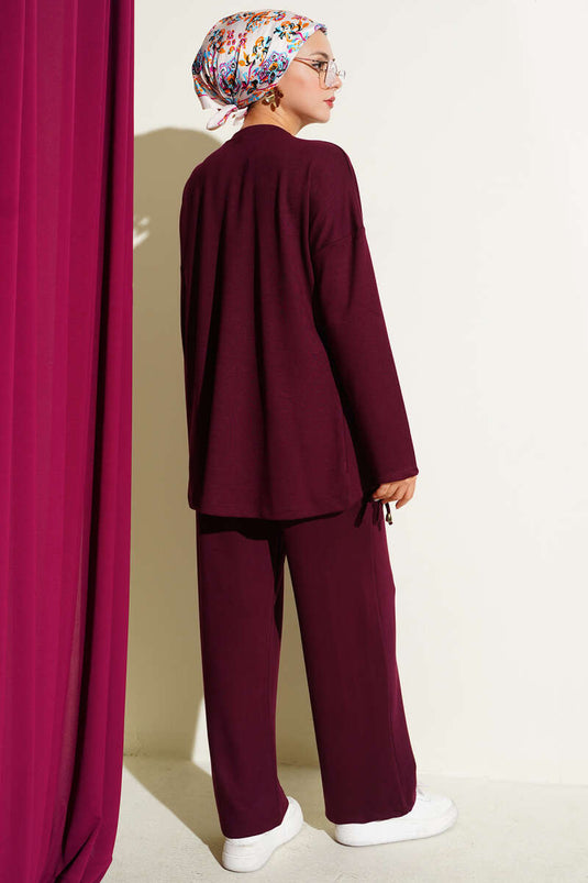 بدلة لويشا من قطعتين ذات حاشية نفقية، لون عنابي