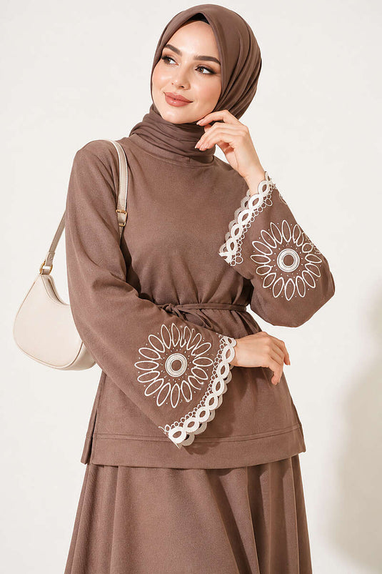 Embroidered Hem And Ankle Details Skirt Suit In Mink