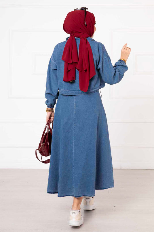 Costume en jean avec jupe bleu clair