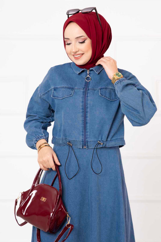 Costume en jean avec jupe bleu clair