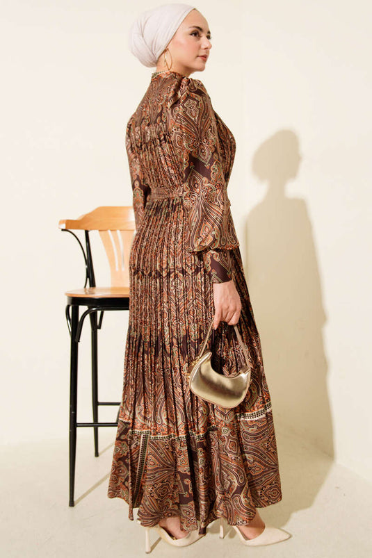 Ethnic Pattern Pleated Satin Dress in Brown