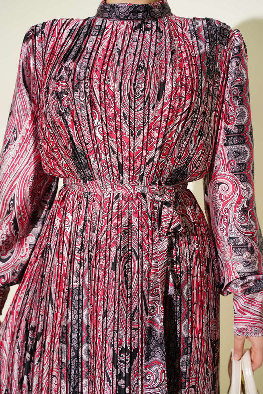 فستان ساتان مطوي بنمط عرقي أحمر