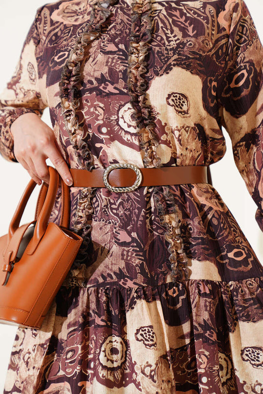 فستان بني بحزام ومنقوش عرقي