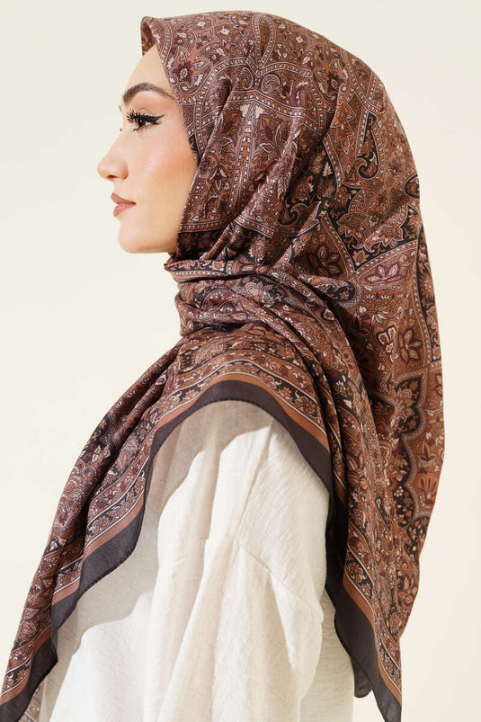 Etnik Desenli Şerit Geçişli Eşarp Siyah Camel